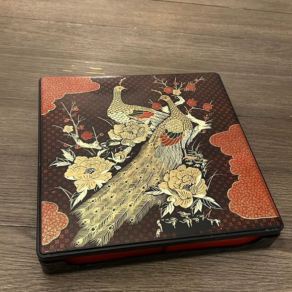 Vintage Japan peacock nesting serving set Japanese lacquer style - Picture 1 of 13